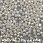 6445 button pearl about 1.75-2mm.jpg